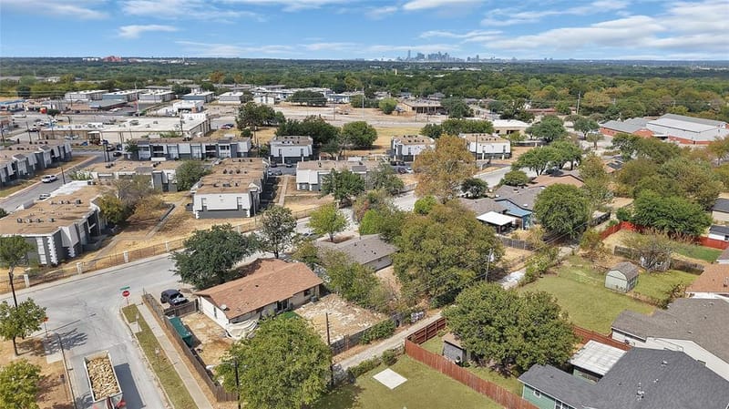 6224 Highland Hills Drive, Dallas TX 75241 - Photo 32