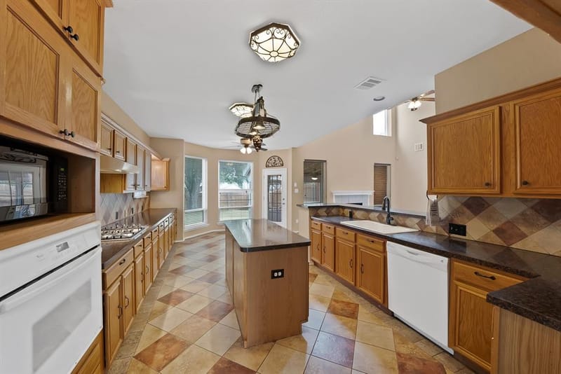 2513 Pecan Meadow Drive, Garland TX 75040 - Photo 15