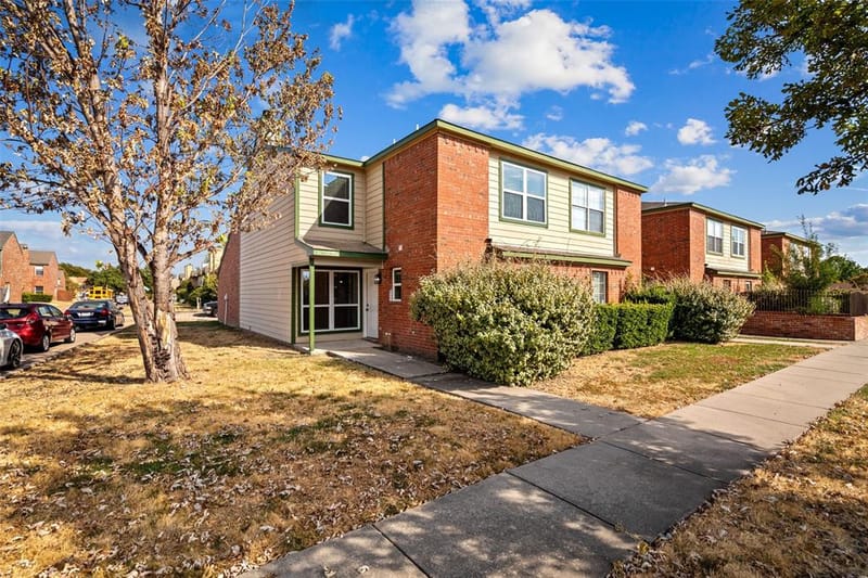 3647 Clubview Drive, Garland TX 75044