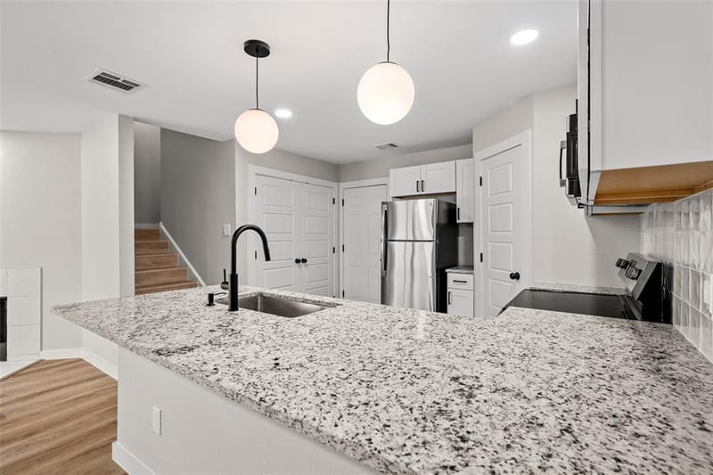 3647 Clubview Drive, Garland TX 75044 - Photo 8