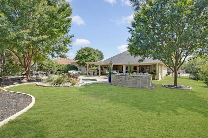 9608 Grandview Drive, Denton TX 76207 - Photo 35