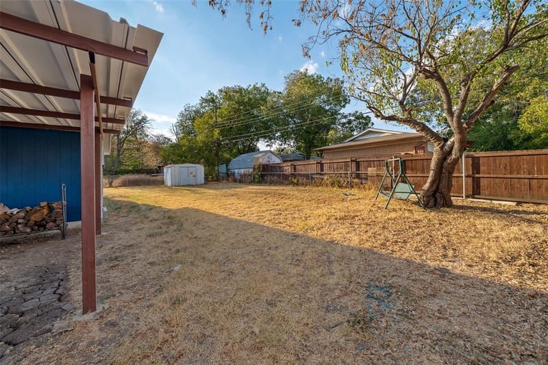 5239 Stanley Keller Road, Haltom City TX 76117 - Photo 24