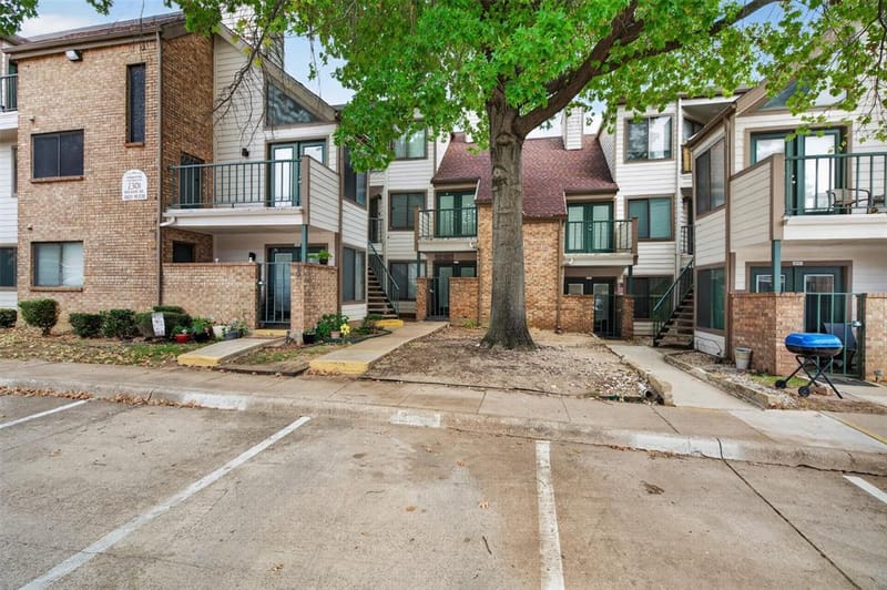 2301 Balsam Drive # M210, Arlington TX 76006 - Photo 2