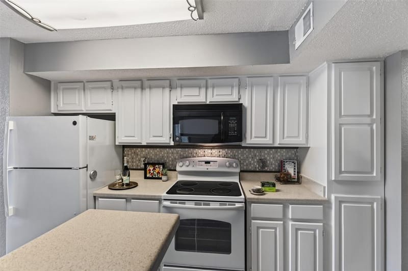 2301 Balsam Drive # M210, Arlington TX 76006 - Photo 9