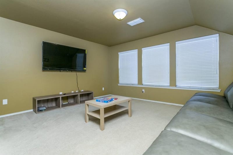 2615 Fox Creek Trail, Arlington TX 76017 - Photo 12