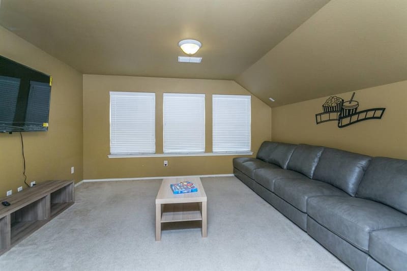 2615 Fox Creek Trail, Arlington TX 76017 - Photo 5
