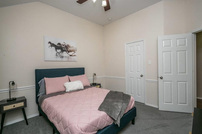 2615 Fox Creek Trail, Arlington TX 76017 - Photo 14