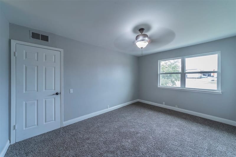 2717 Stonehaven Court, Irving TX 75038 - Photo 6