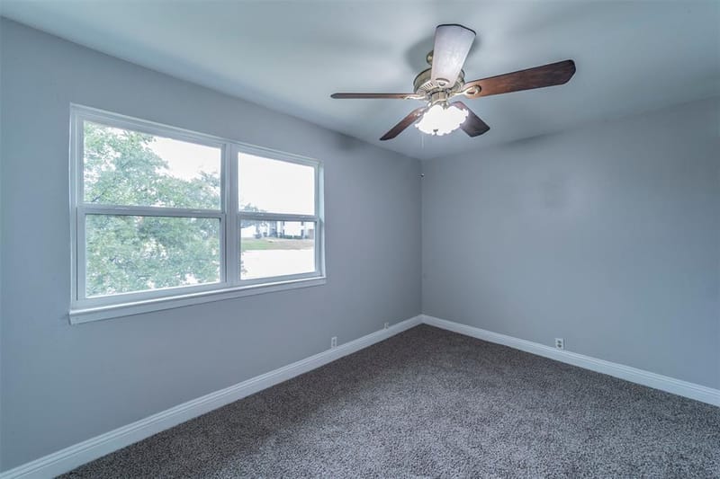 2717 Stonehaven Court, Irving TX 75038 - Photo 9