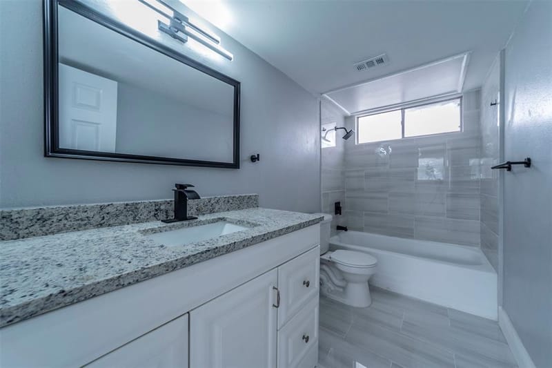 2717 Stonehaven Court, Irving TX 75038 - Photo 11