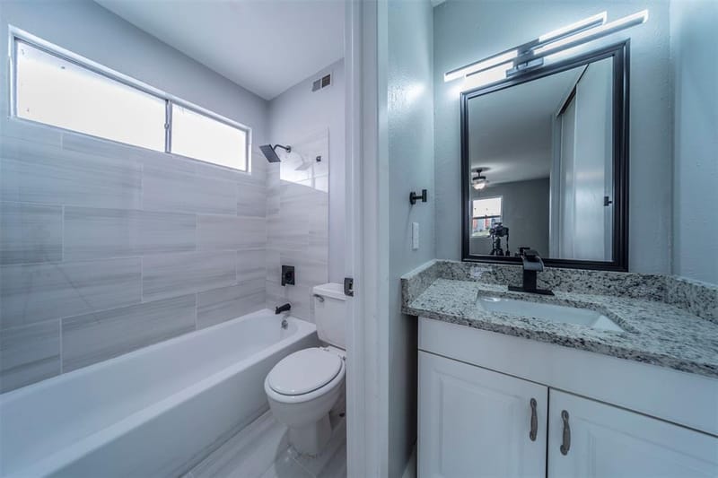 2717 Stonehaven Court, Irving TX 75038 - Photo 8