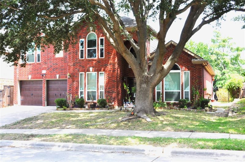 8316 Whippoorwill Drive, Fort Worth TX 76123 - Photo 2