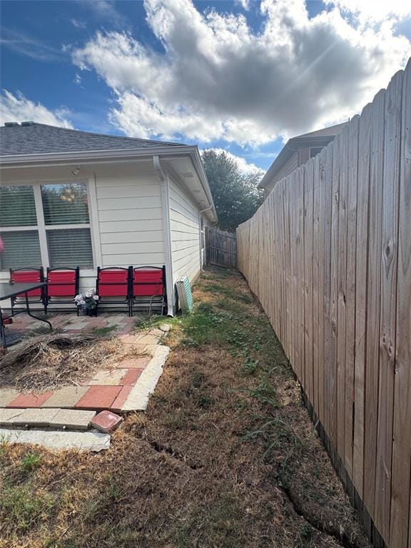 1879 Sea Gull Drive, Dallas TX 75051 - Photo 9