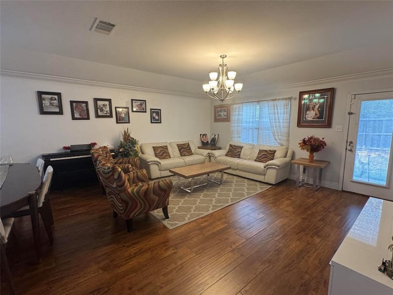 1879 Sea Gull Drive, Dallas TX 75051 - Photo 14