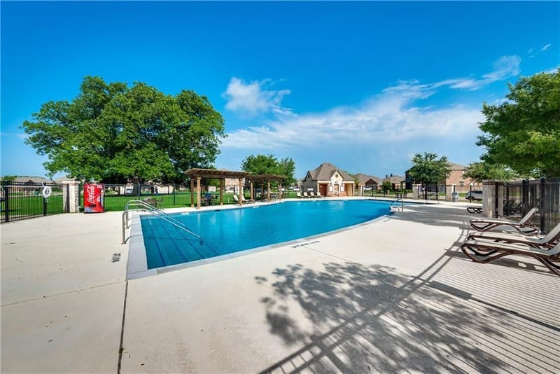 8812 Trailblazer Drive, Cross Roads TX 76227 - Photo 27