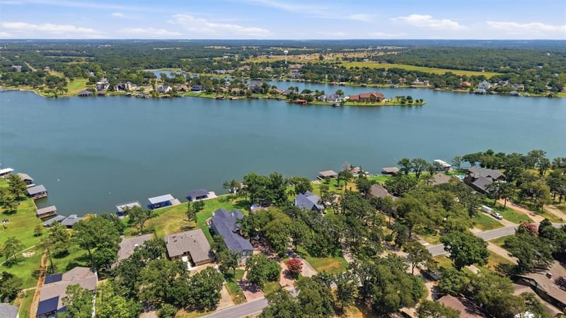 1011 Kiowa Drive W, Lake Kiowa TX 76240 - Photo 5