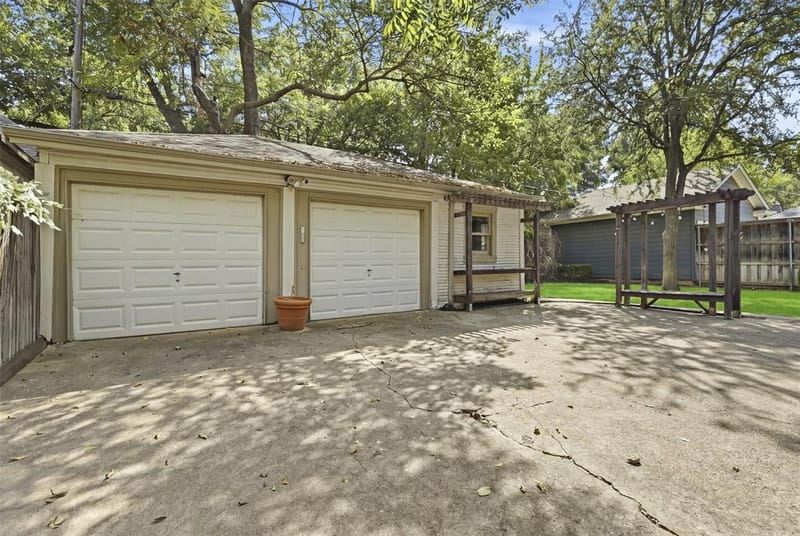 2005 Park Place Avenue, Fort Worth TX 76110 - Photo 33