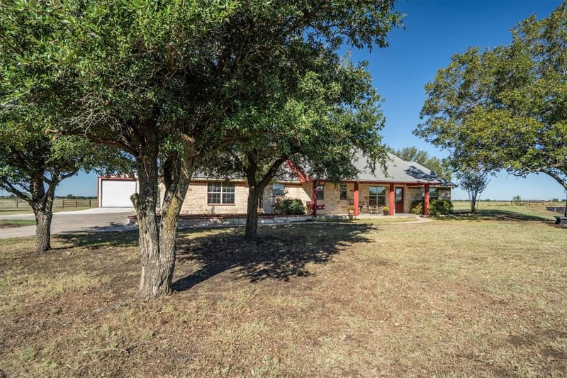 1233 Fm 901, Collinsville TX 76233 - Photo 3