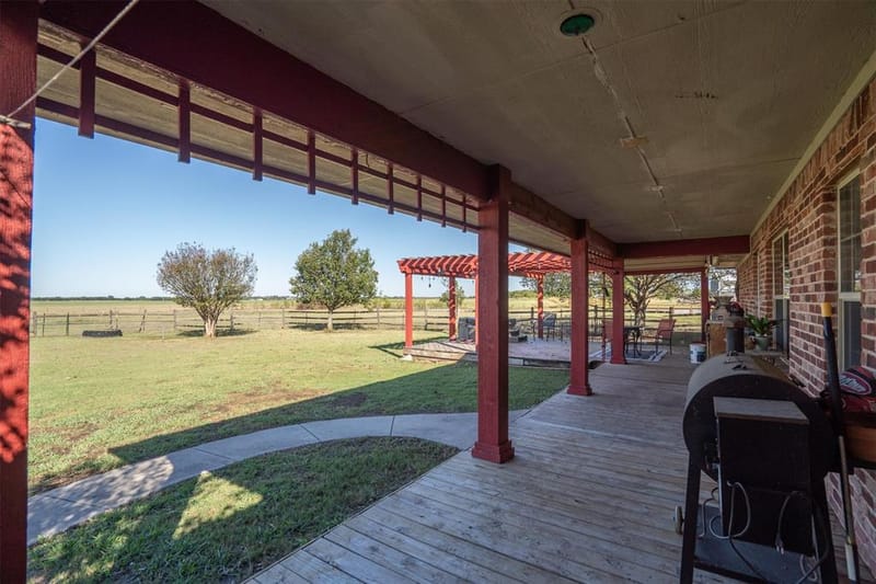 1233 Fm 901, Collinsville TX 76233 - Photo 32
