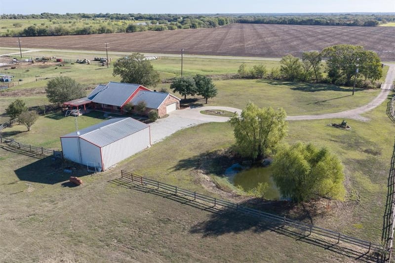 1233 Fm 901, Collinsville TX 76233 - Photo 37