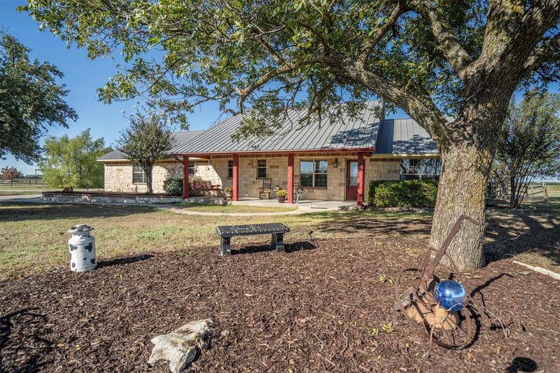 1233 Fm 901, Collinsville TX 76233 - Photo 4