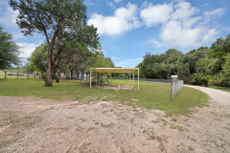 140 Kucker Lane, Blum TX 76627 - Photo 6