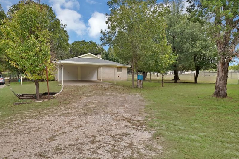 140 Kucker Lane, Blum TX 76627 - Photo 5