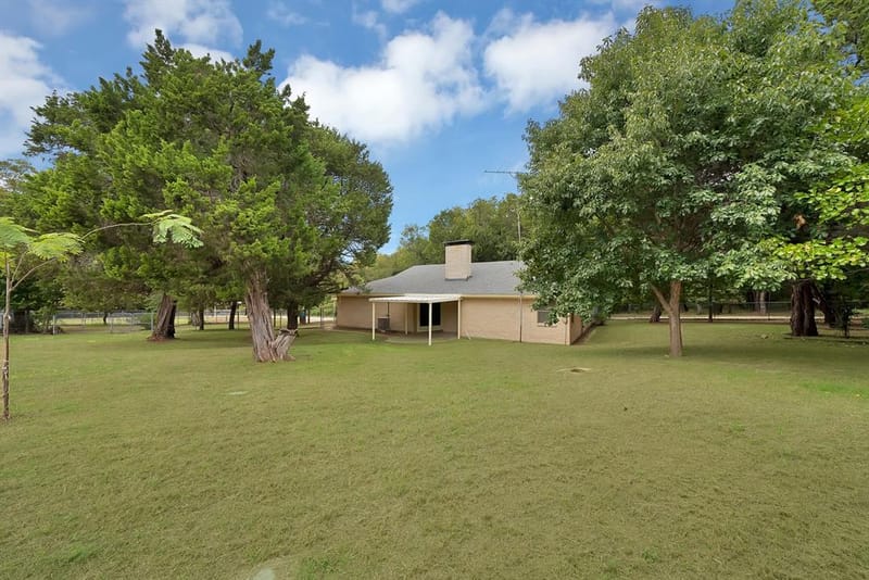 140 Kucker Lane, Blum TX 76627 - Photo 10