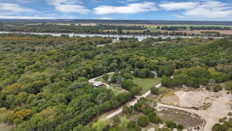 140 Kucker Lane, Blum TX 76627 - Photo 15