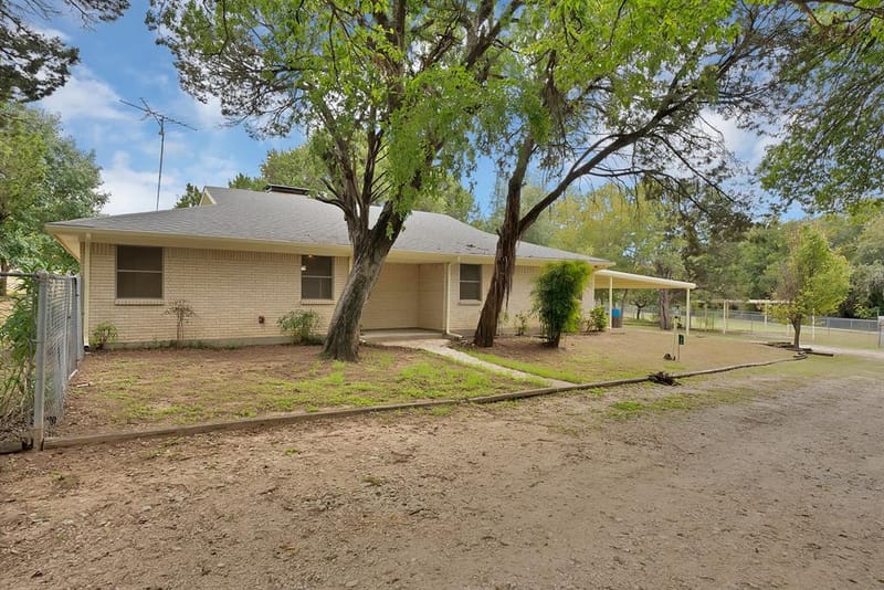 140 Kucker Lane, Blum TX 76627 - Photo 4