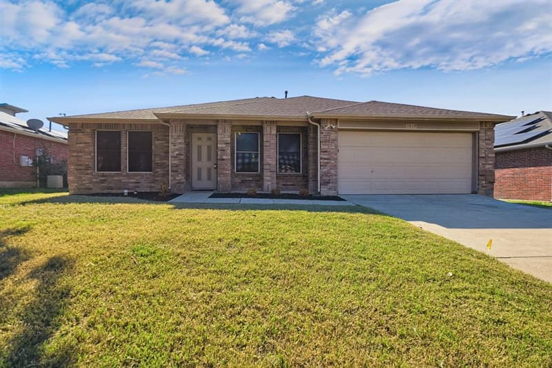1015 Richmond Lane, Forney TX 75126