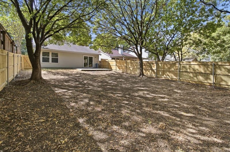 3056 Saint Nicholas Drive, Dallas TX 75233 - Photo 28