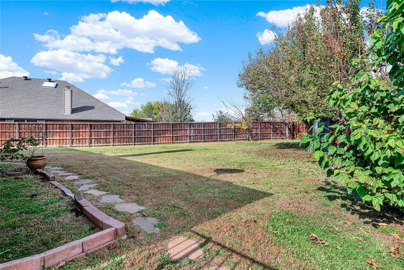 333 Green Acres Drive, Murphy TX 75094 - Photo 33