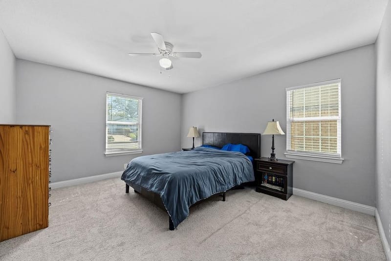 4808 S Hughes Avenue, Fort Worth TX 76119 - Photo 11