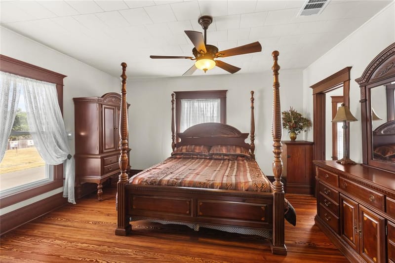 905 8th Street N, Honey Grove TX 75446 - Photo 26