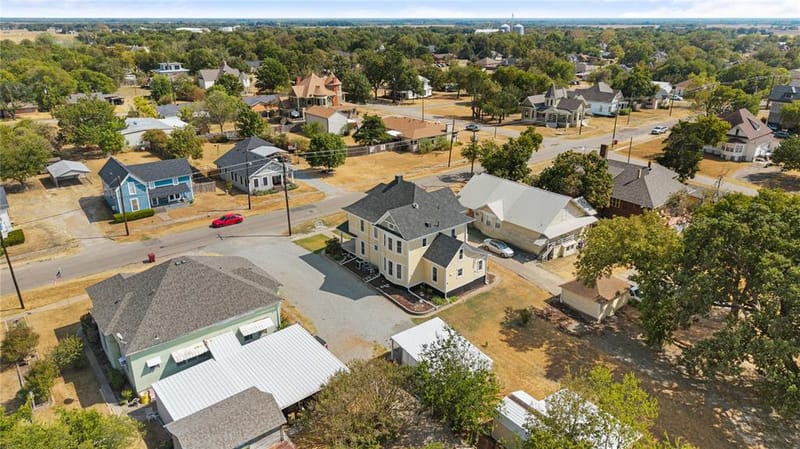 905 8th Street N, Honey Grove TX 75446 - Photo 40