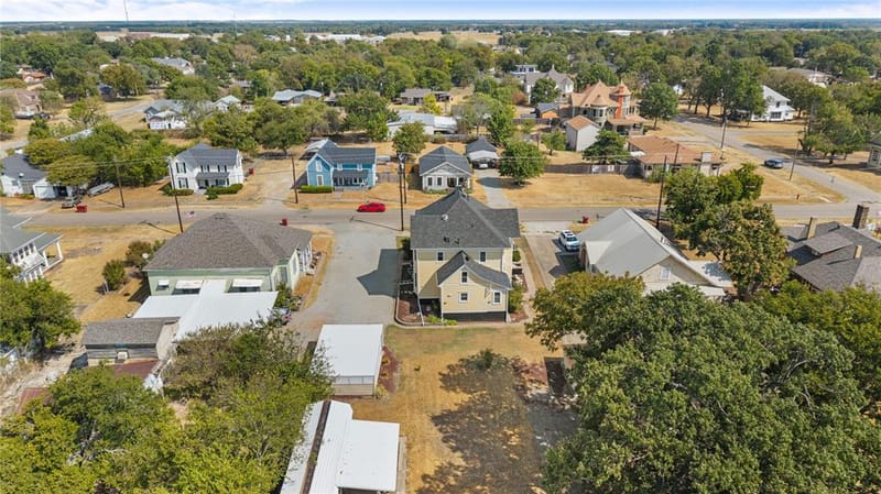 905 8th Street N, Honey Grove TX 75446 - Photo 35