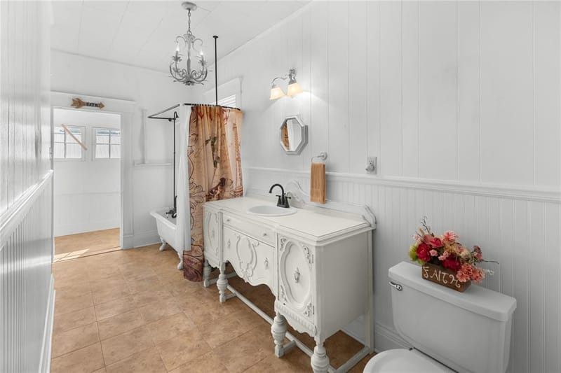 905 8th Street N, Honey Grove TX 75446 - Photo 25