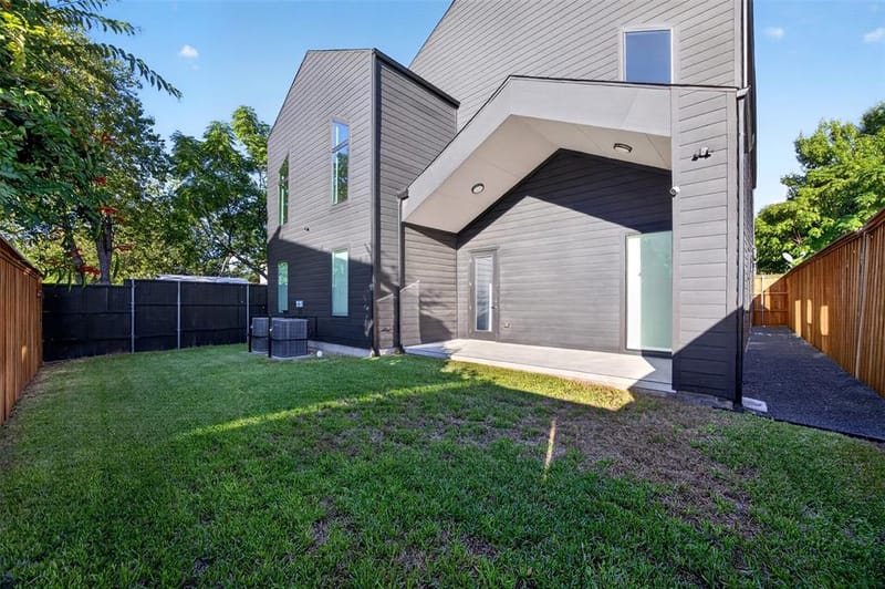 6829 Prosper Street, Dallas TX 75209 - Photo 31