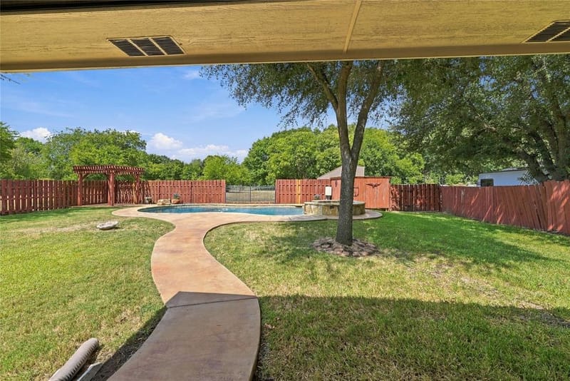 120 Country Drive, Waxahachie TX 75165 - Photo 23