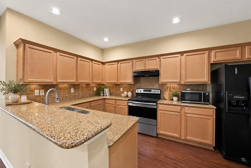 209 Wooded Glen Court, Arlington TX 76013 - Photo 29