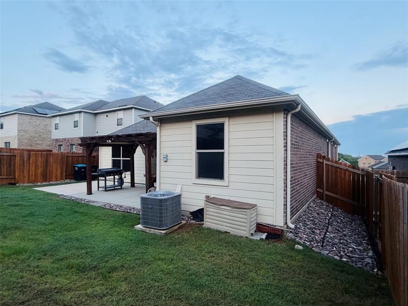 217 Bearman Drive, Fort Worth TX 76120 - Photo 12