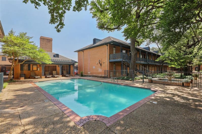 6011 E University Boulevard # 246, Dallas TX 75206 - Photo 9