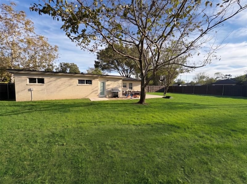 7901 Laura Street, North Richland Hills TX 76180 - Photo 25