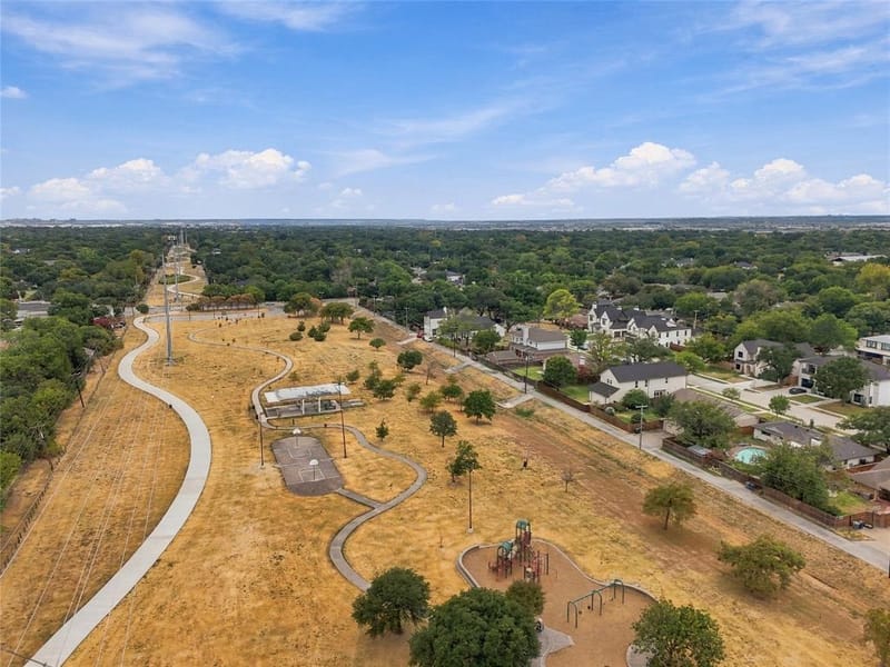 3660 Warick Drive, Dallas TX 75229 - Photo 13