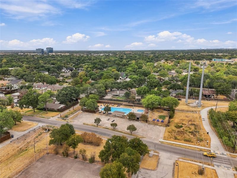 3660 Warick Drive, Dallas TX 75229 - Photo 12