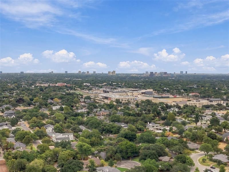 3660 Warick Drive, Dallas TX 75229 - Photo 8