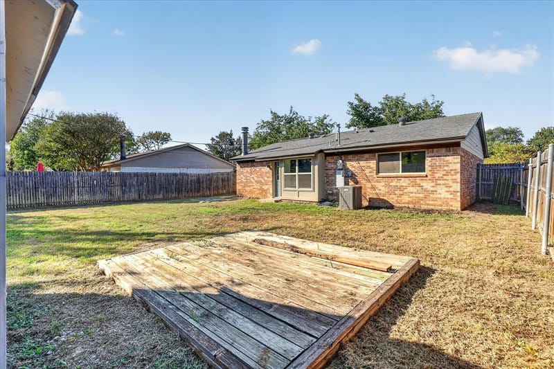 6208 Kary Lynn Drive S, Watauga TX 76148 - Photo 33