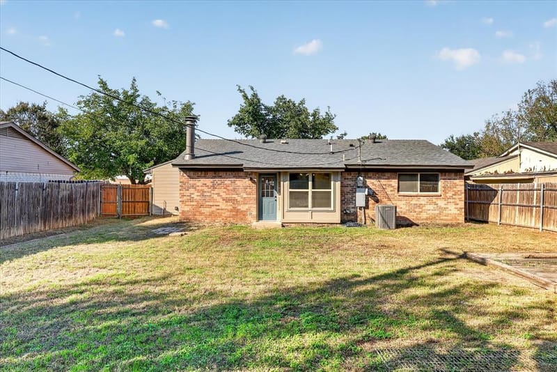 6208 Kary Lynn Drive S, Watauga TX 76148 - Photo 31