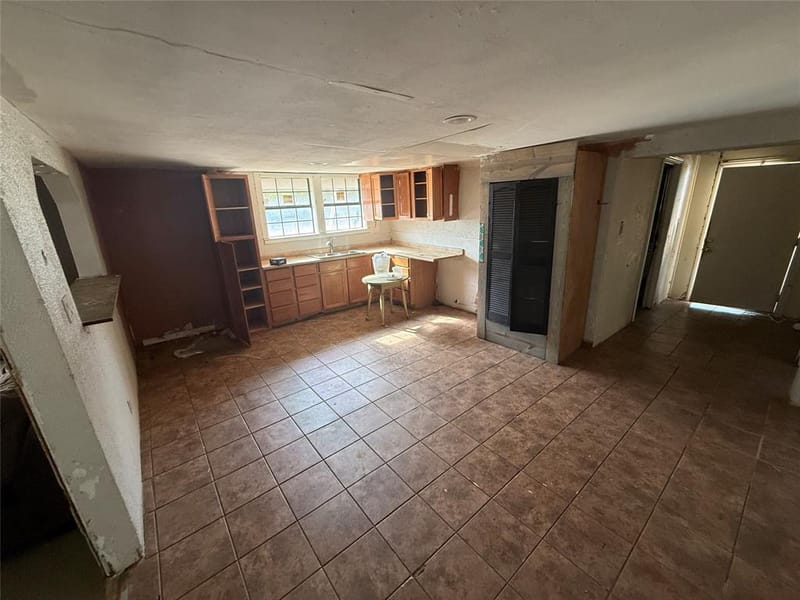 1109 Duke Street, Brownwood TX 76801 - Photo 6